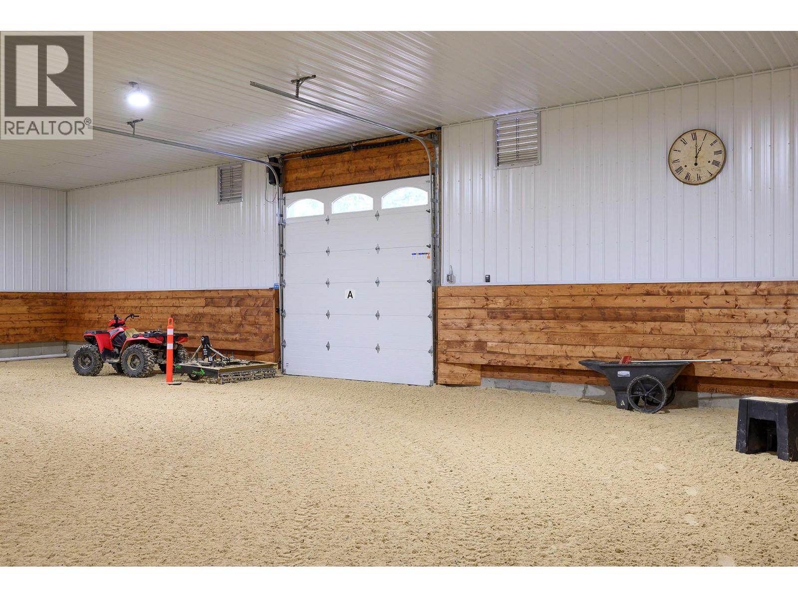 5833 Todd Road, Kamloops, British Columbia  V2C 6P2 - Photo 60 - 10383060