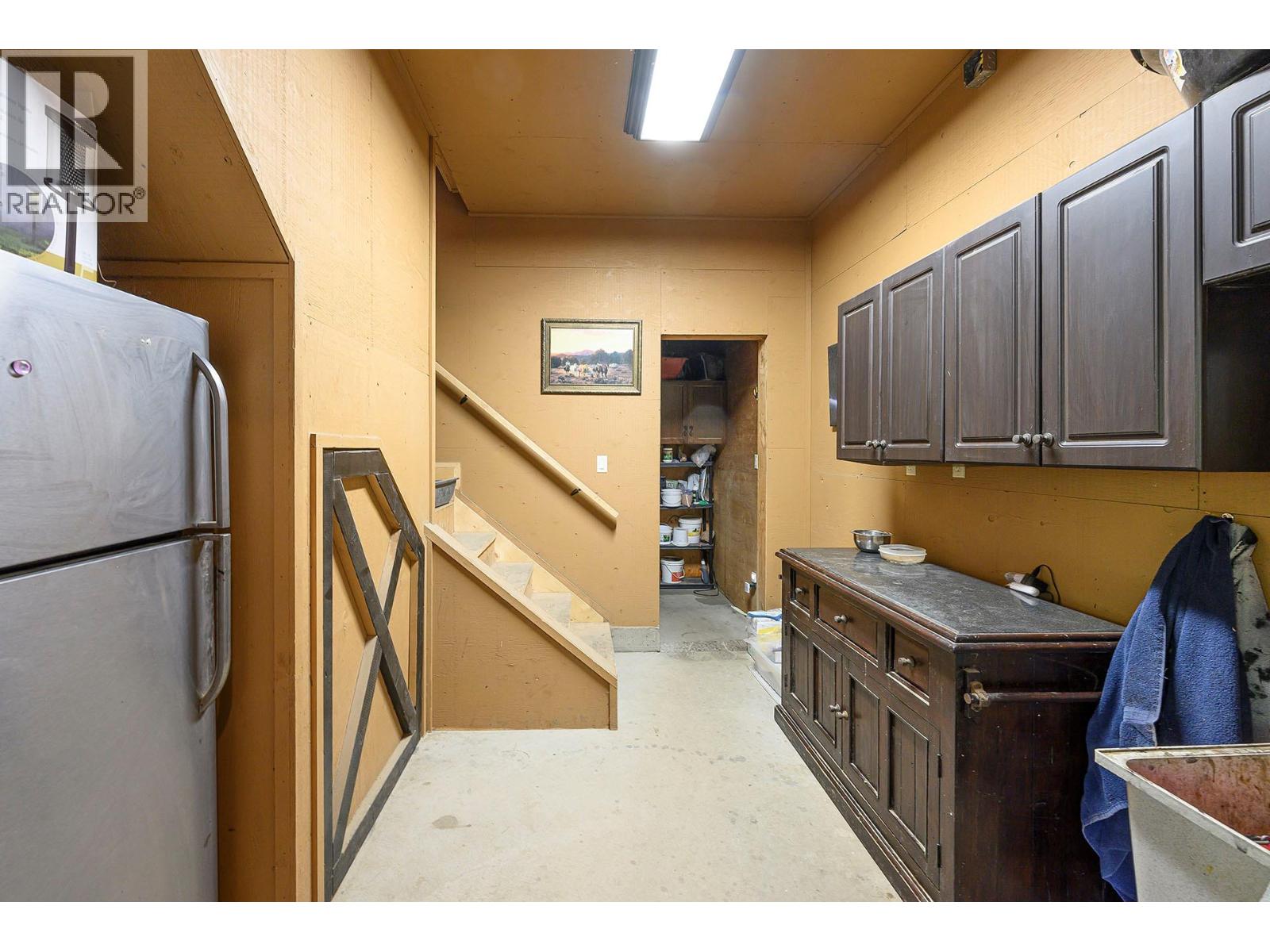 5833 Todd Road, Kamloops, British Columbia  V2C 6P2 - Photo 71 - 10383060