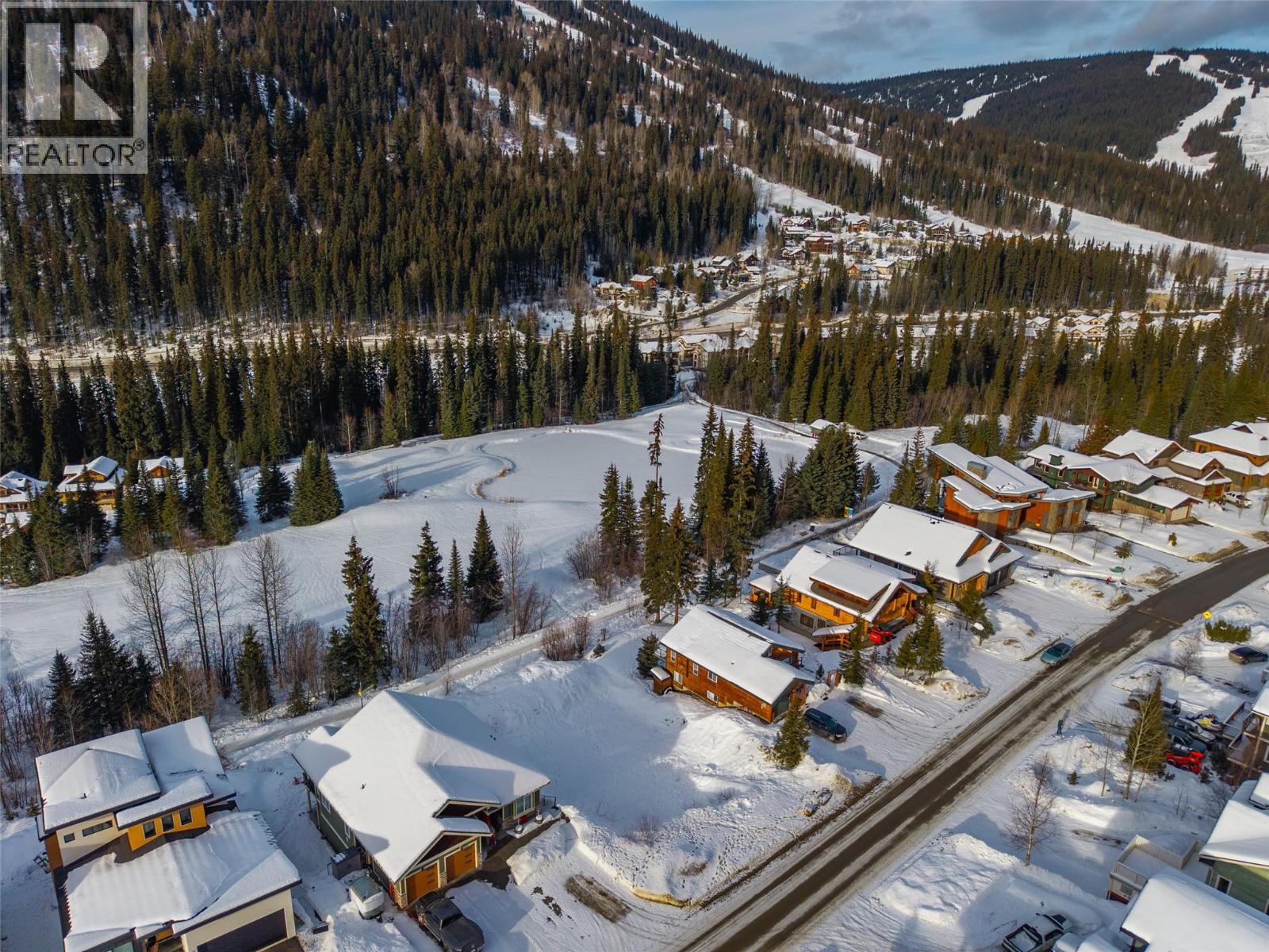 2444 Fairways Drive, Sun Peaks, British Columbia  V0E 5N0 - Photo 12 - 10383016