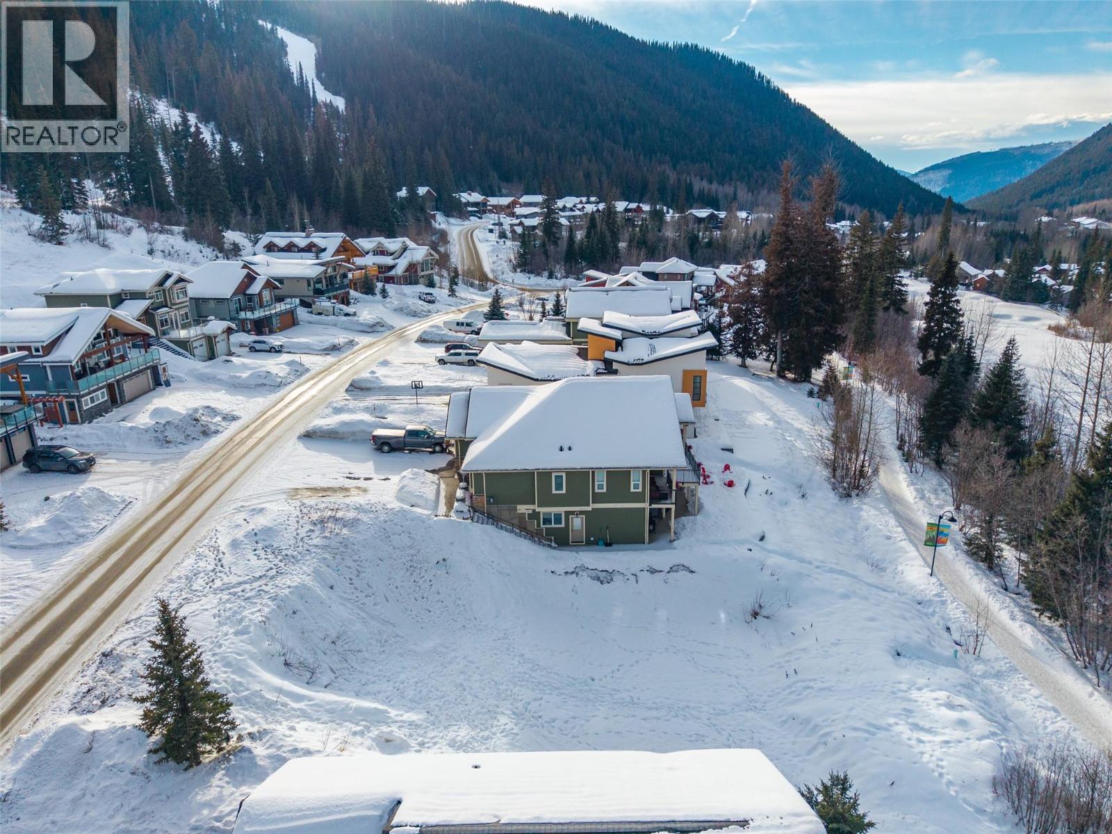 2444 Fairways Drive, Sun Peaks, British Columbia  V0E 5N0 - Photo 2 - 10383016