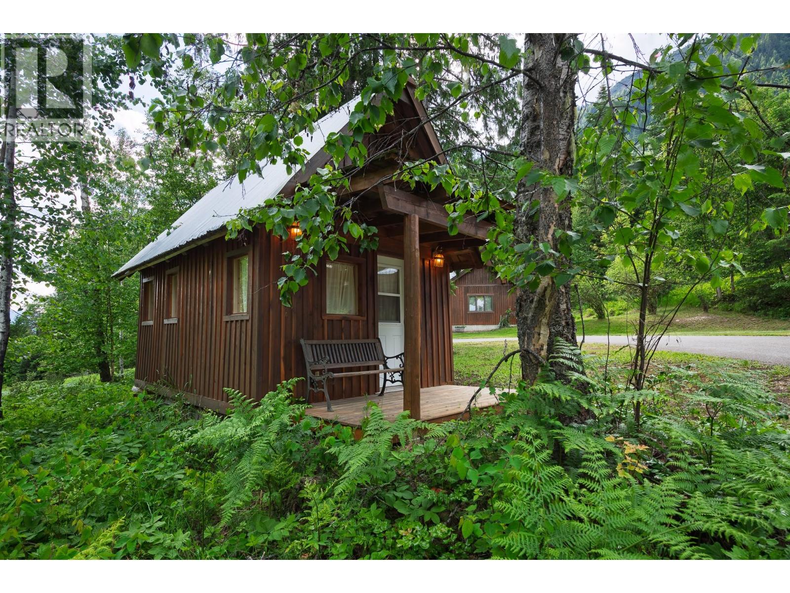 16749 Crawford Creek Road, Crawford Bay, British Columbia  V0B 1E0 - Photo 40 - 10382920