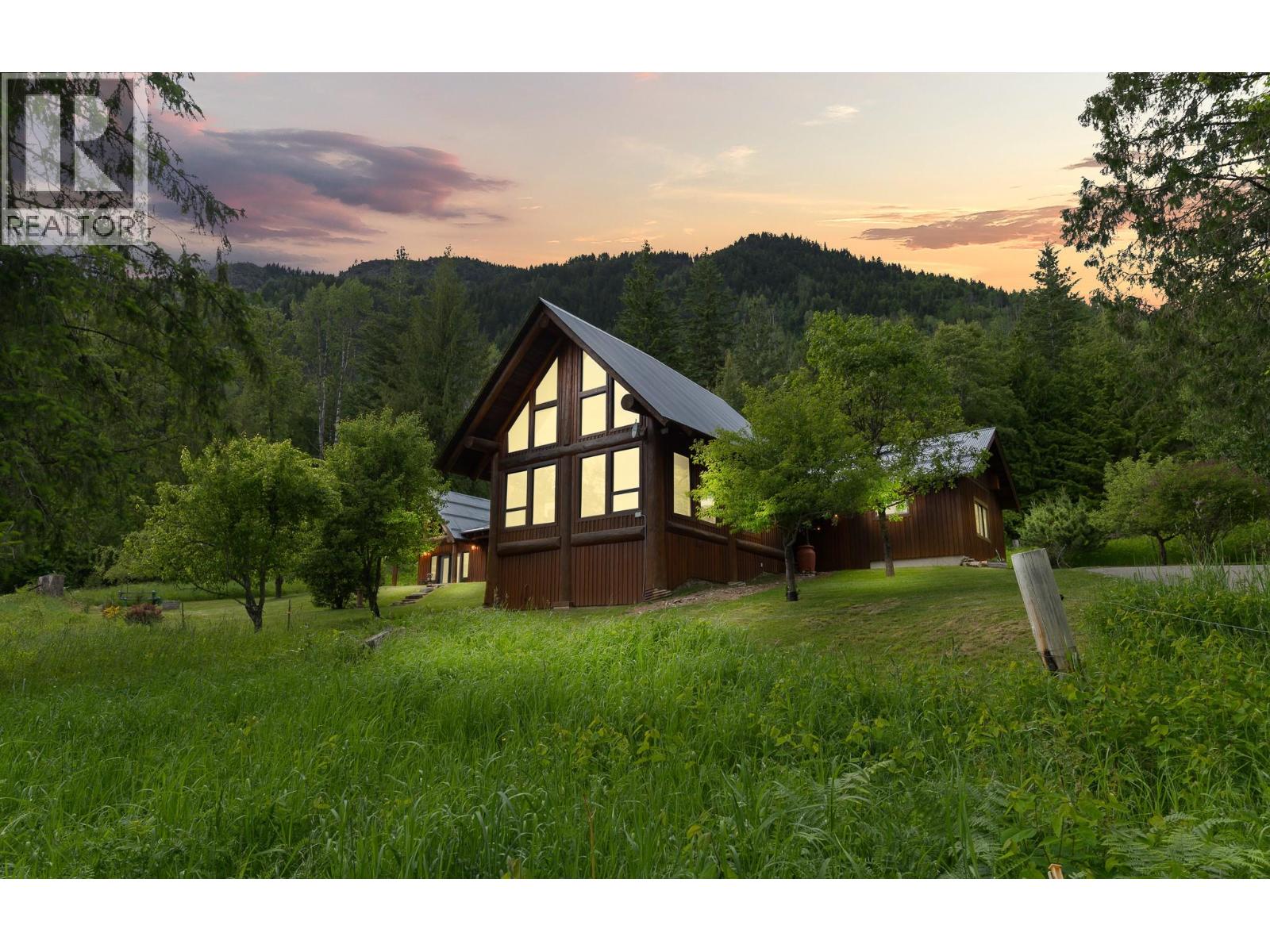 16749 Crawford Creek Road, Crawford Bay, British Columbia  V0B 1E0 - Photo 48 - 10382920