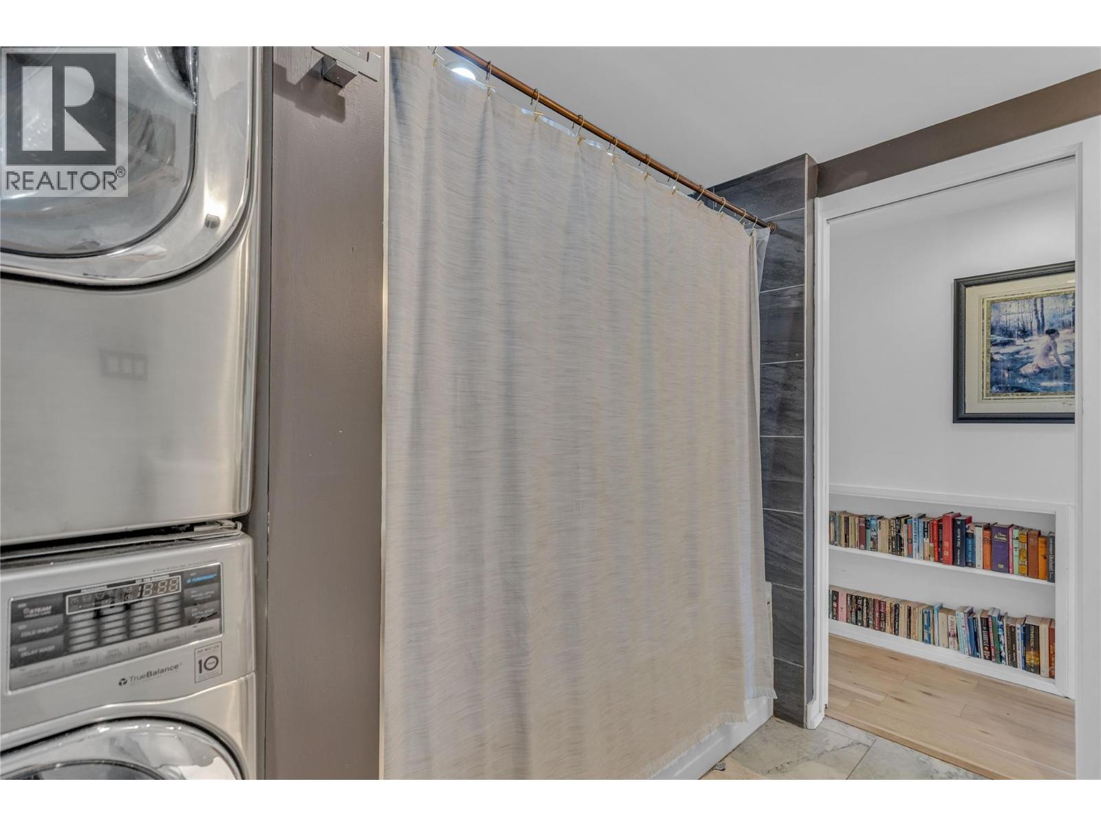 3991 Desert Pines Avenue, Peachland, British Columbia  V0H 1X2 - Photo 21 - 10375926