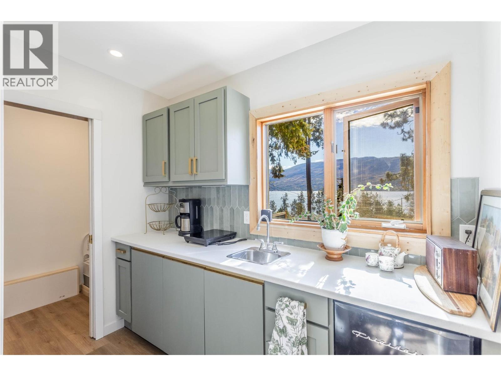 3991 Desert Pines Avenue, Peachland, British Columbia  V0H 1X2 - Photo 29 - 10375926