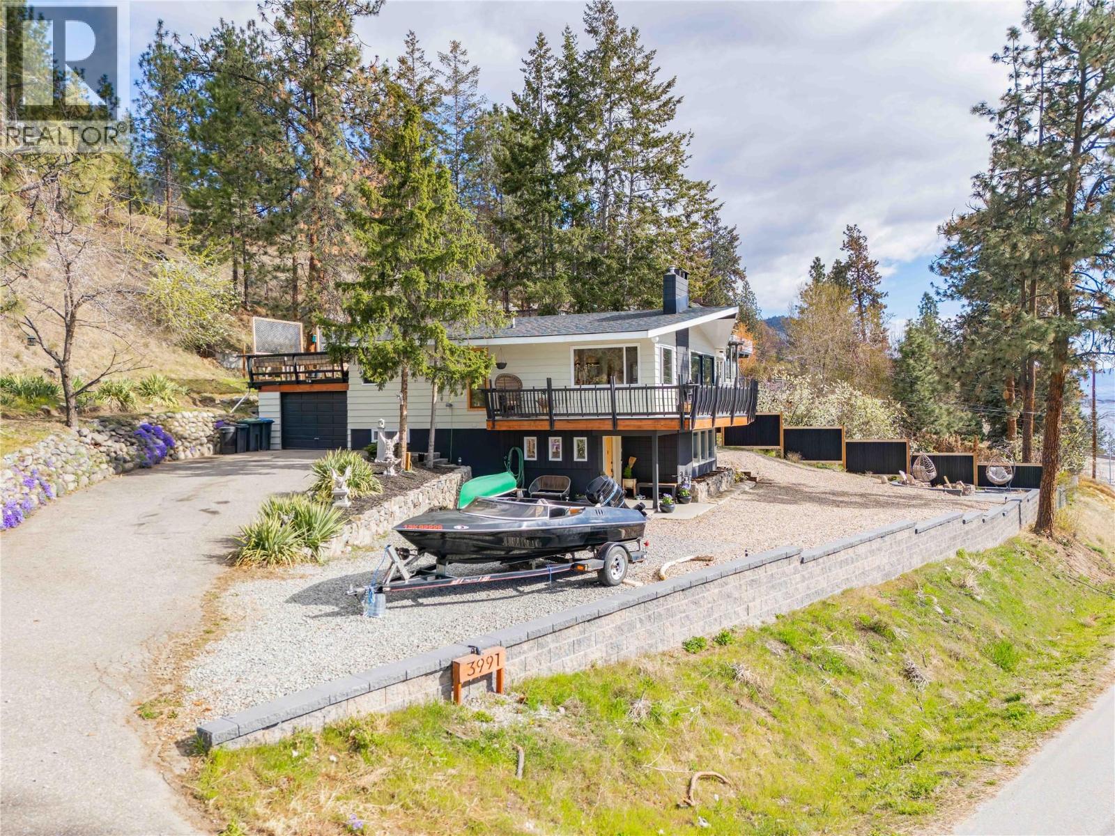 3991 Desert Pines Avenue, Peachland, British Columbia  V0H 1X2 - Photo 41 - 10375926