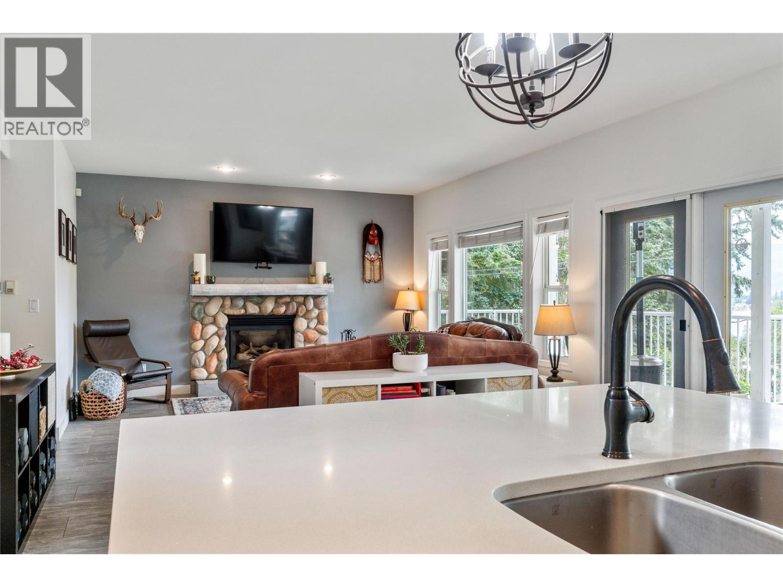 2662 Blind Bay Road, Blind Bay, British Columbia  V0E 1H1 - Photo 14 - 10383038