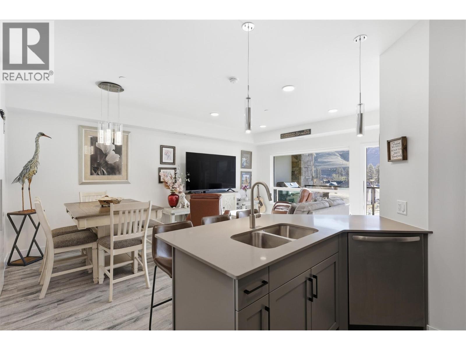 651 Dunes Drive Unit# 204, Kamloops, British Columbia  V2B 8M8 - Photo 6 - 10382934