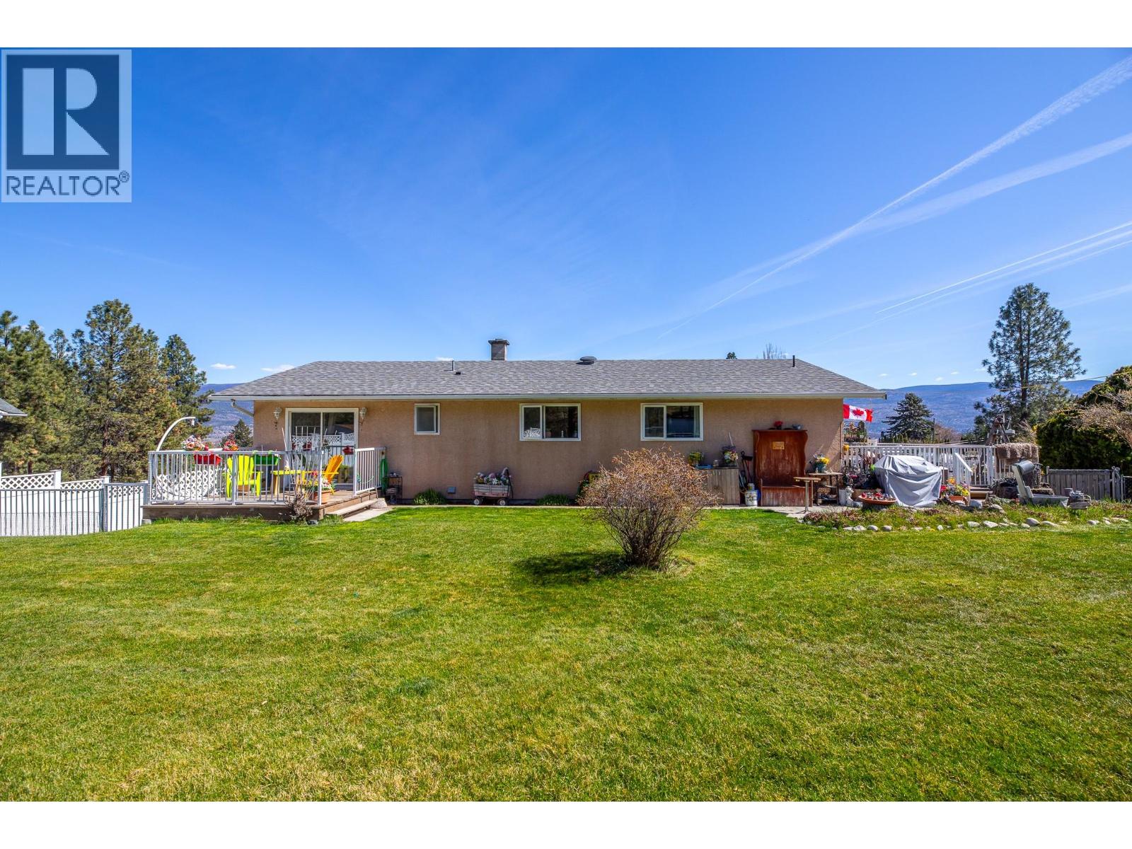 2210 West Bench Drive, Penticton, British Columbia  V2A 8Z6 - Photo 3 - 10383049