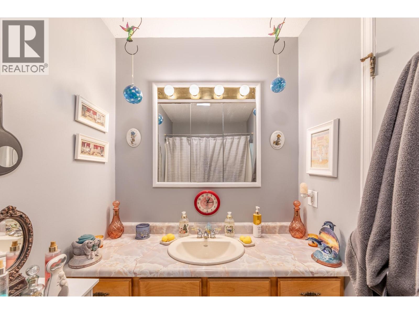 2210 West Bench Drive, Penticton, British Columbia  V2A 8Z6 - Photo 30 - 10383049