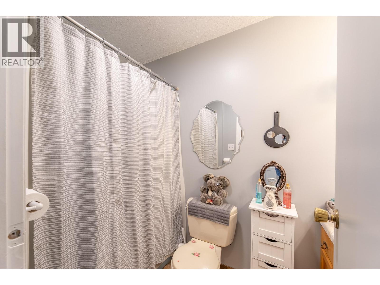 2210 West Bench Drive, Penticton, British Columbia  V2A 8Z6 - Photo 31 - 10383049