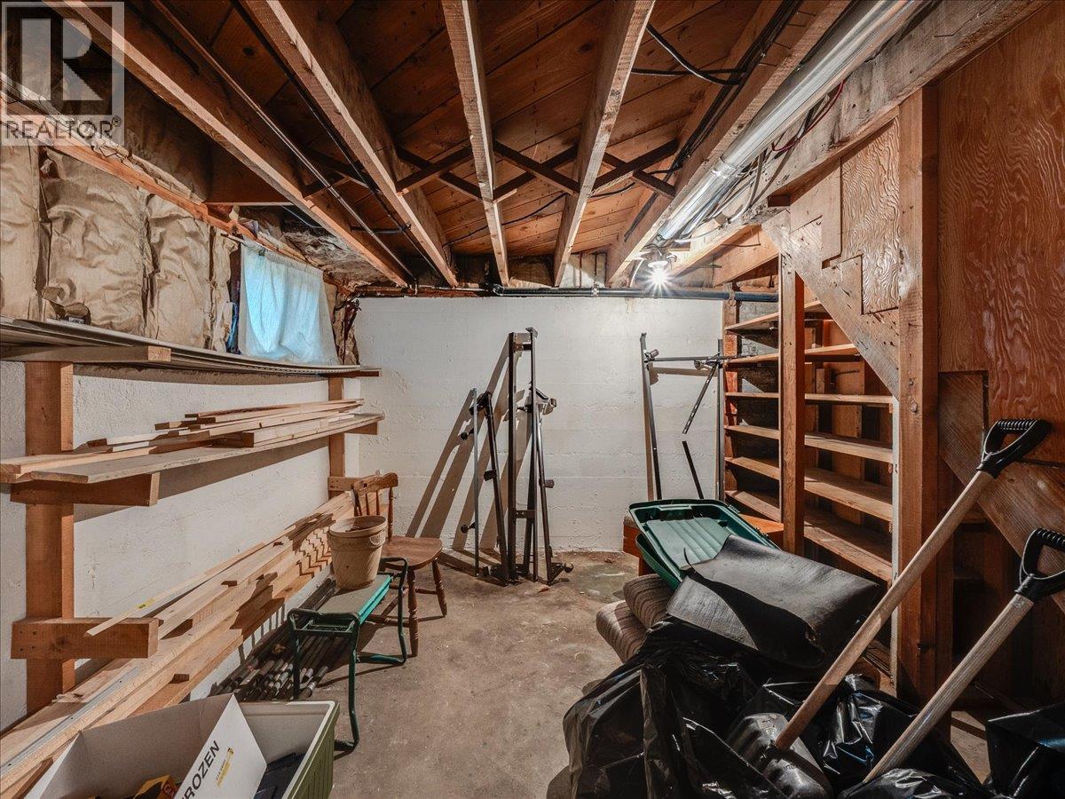 526 Portia Crescent, Trail, British Columbia  V1R 1A9 - Photo 31 - 10383042