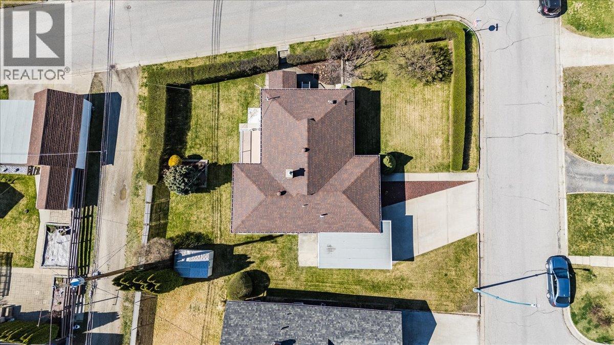 526 Portia Crescent, Trail, British Columbia  V1R 1A9 - Photo 58 - 10383042