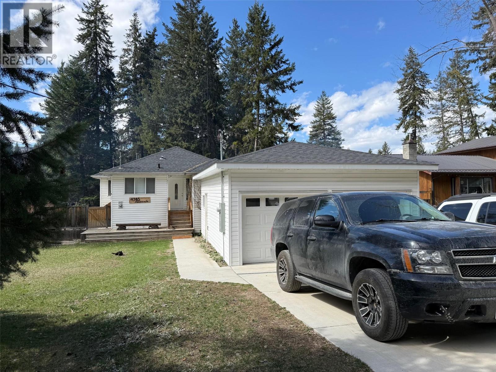 4385 Mountain Road, Barriere, British Columbia  V0E 1E0 - Photo 2 - 10382908