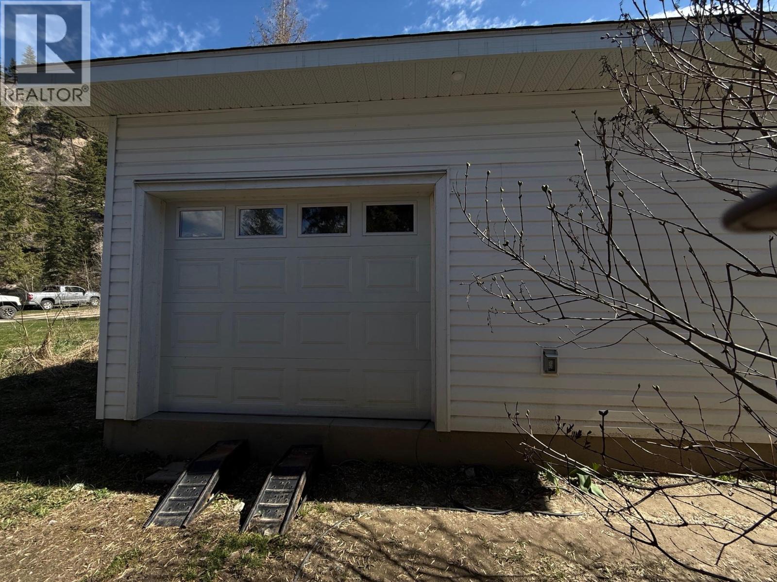 4385 Mountain Road, Barriere, British Columbia  V0E 1E0 - Photo 26 - 10382908