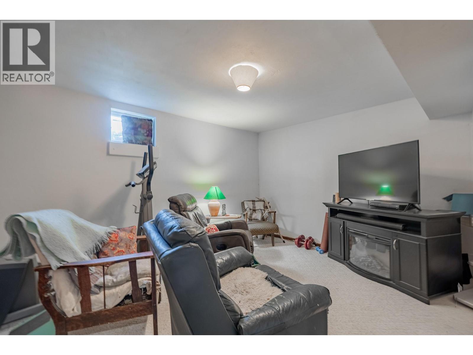 1012 11 Avenue, Invermere, British Columbia  V0A 1K4 - Photo 34 - 10383077