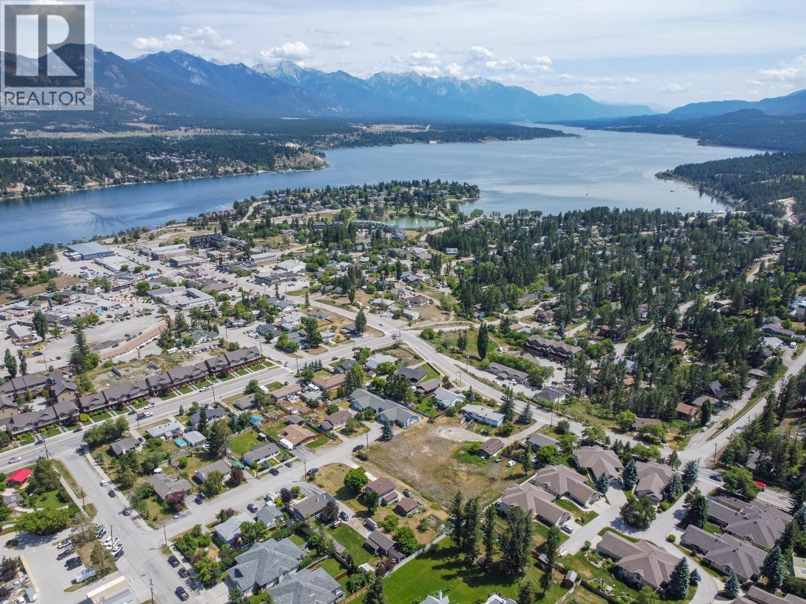 1012 11 Avenue, Invermere, British Columbia  V0A 1K4 - Photo 39 - 10383077