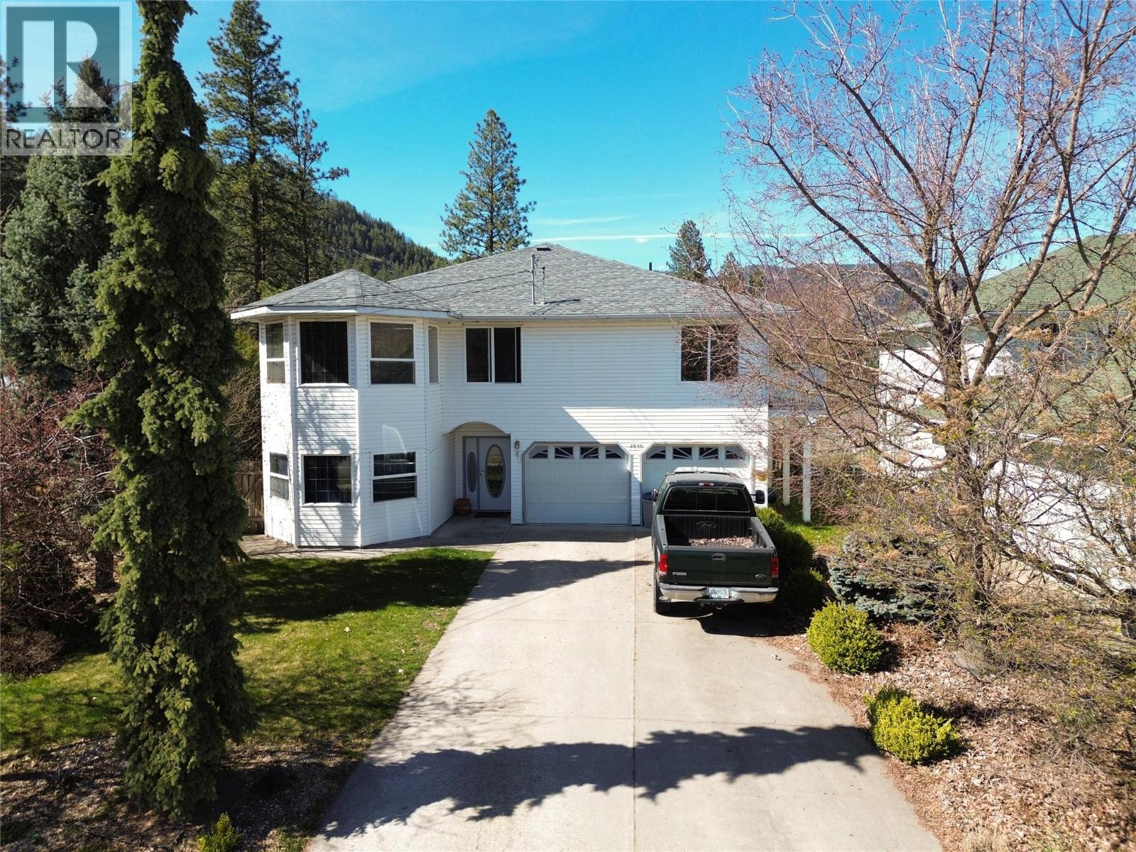 2859 75th Avenue, Grand Forks, British Columbia  V0H 1H2 - Photo 1 - 10382726