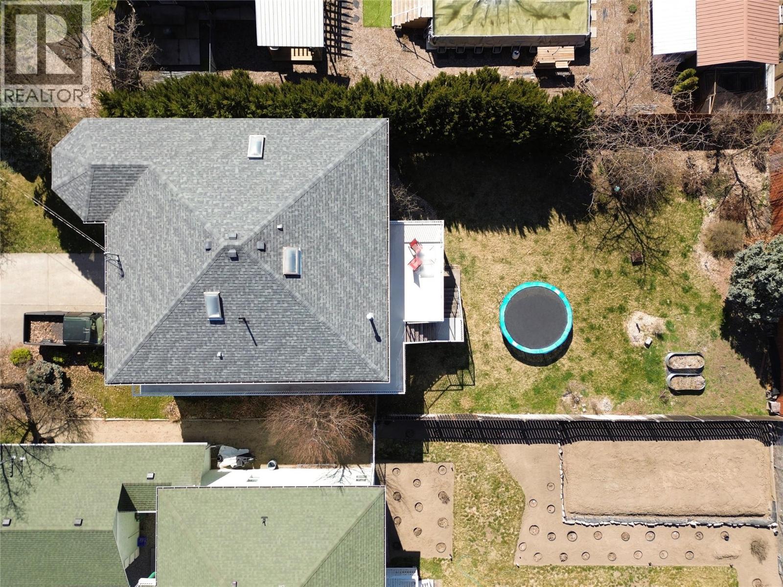 2859 75th Avenue, Grand Forks, British Columbia  V0H 1H2 - Photo 3 - 10382726