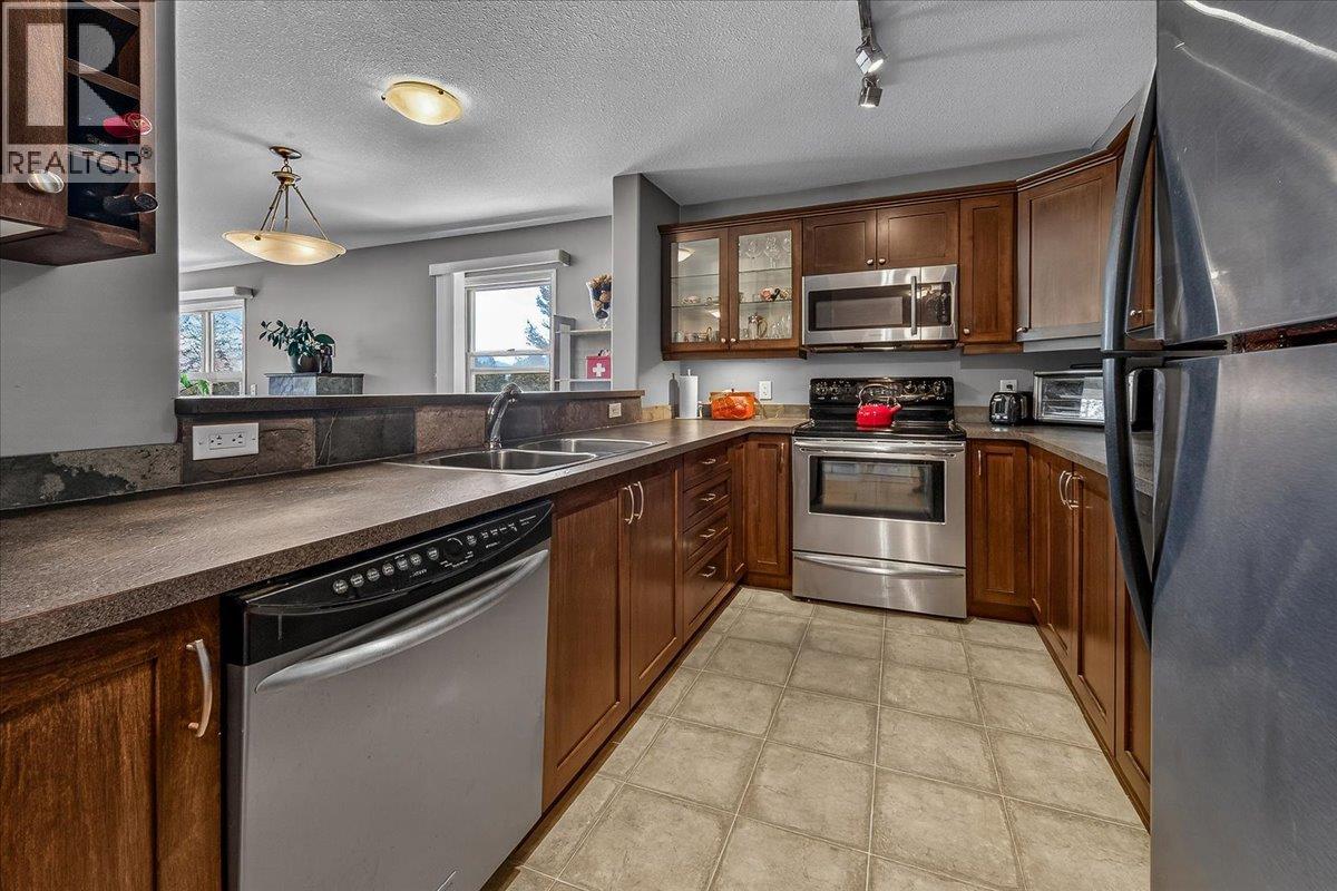 4884 Stanley Street Unit# 310, Radium Hot Springs, British Columbia  V0A 1M0 - Photo 16 - 10382883