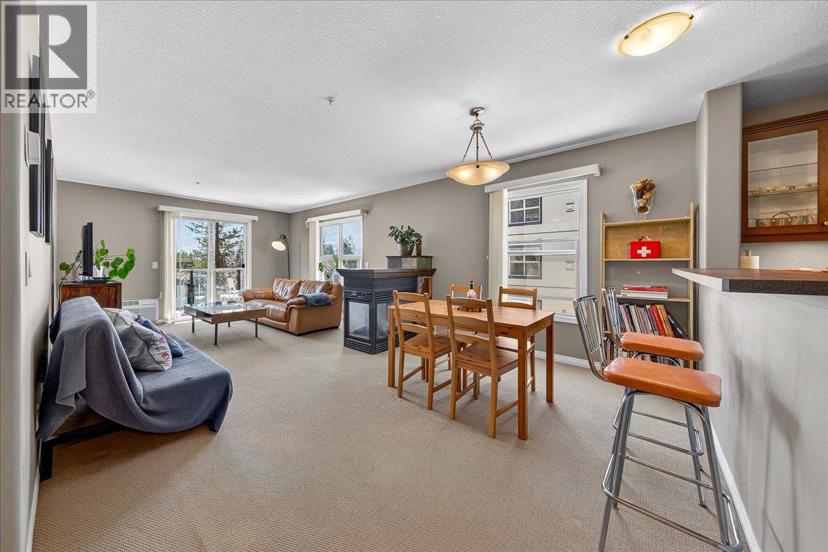 4884 Stanley Street Unit# 310, Radium Hot Springs, British Columbia  V0A 1M0 - Photo 3 - 10382883