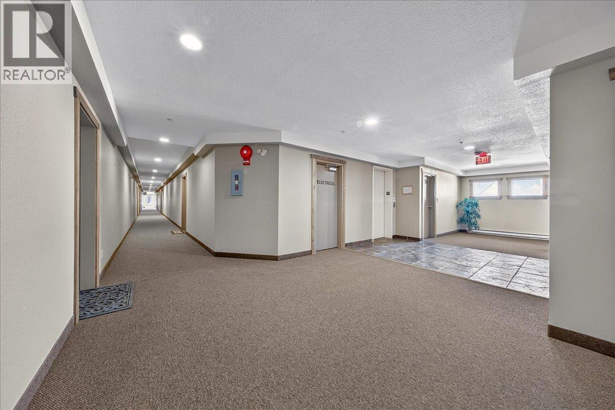 4884 Stanley Street Unit# 310, Radium Hot Springs, British Columbia  V0A 1M0 - Photo 32 - 10382883