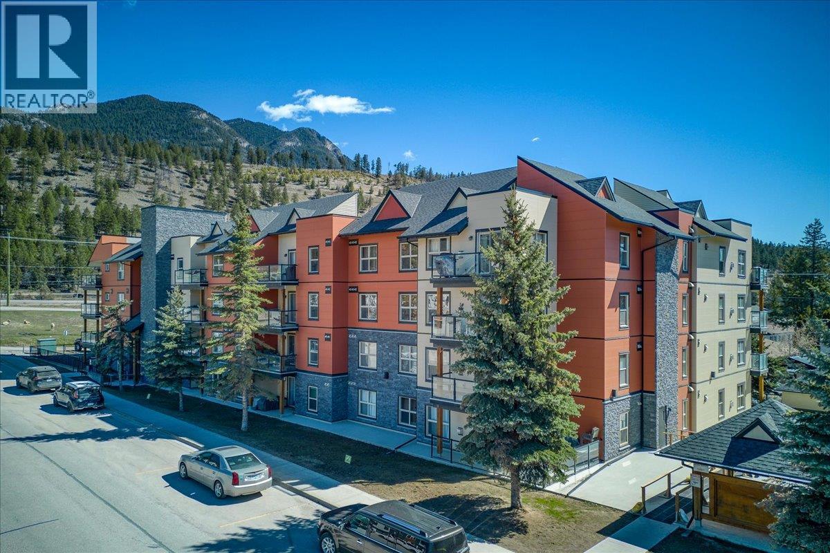 4884 Stanley Street Unit# 310, Radium Hot Springs, British Columbia  V0A 1M0 - Photo 35 - 10382883