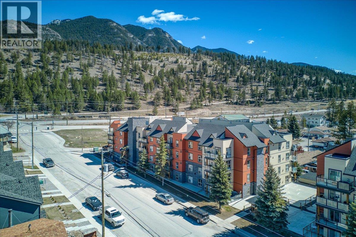 4884 Stanley Street Unit# 310, Radium Hot Springs, British Columbia  V0A 1M0 - Photo 36 - 10382883