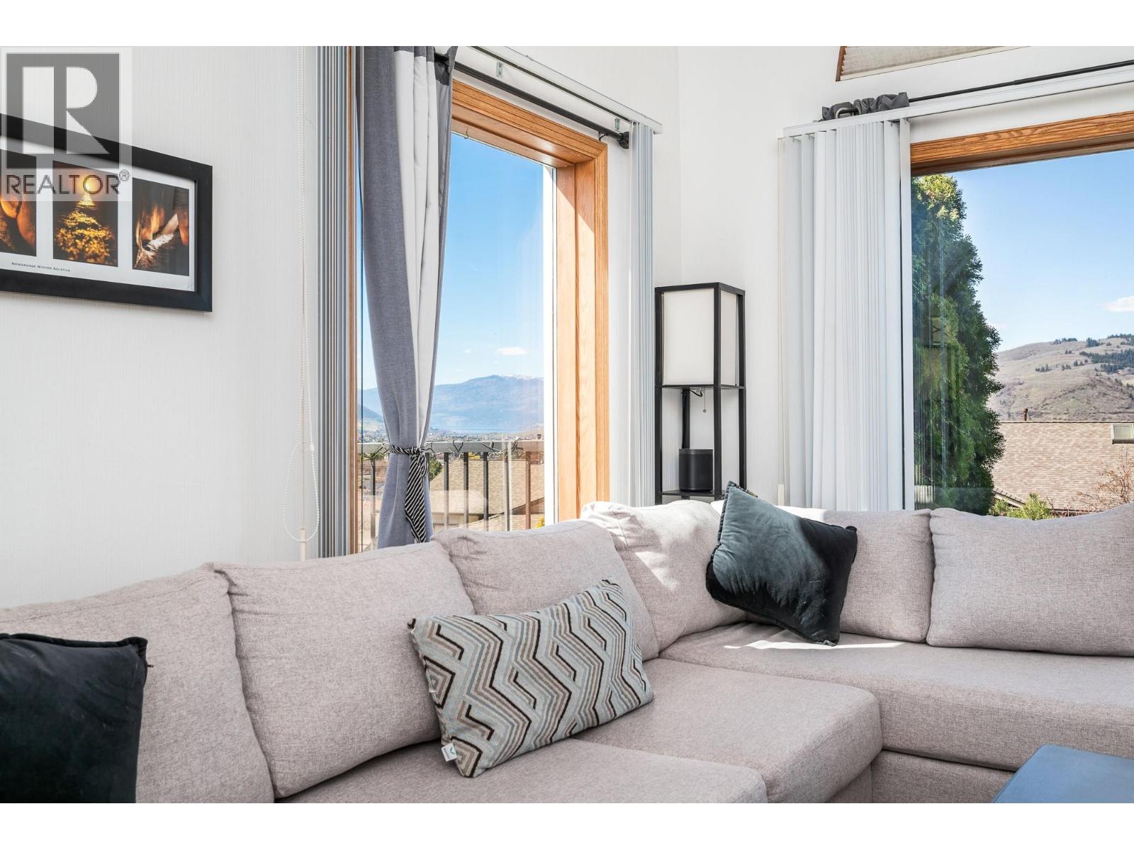 4401 Wellington Drive, Vernon, British Columbia  V1T 9A6 - Photo 8 - 10383072