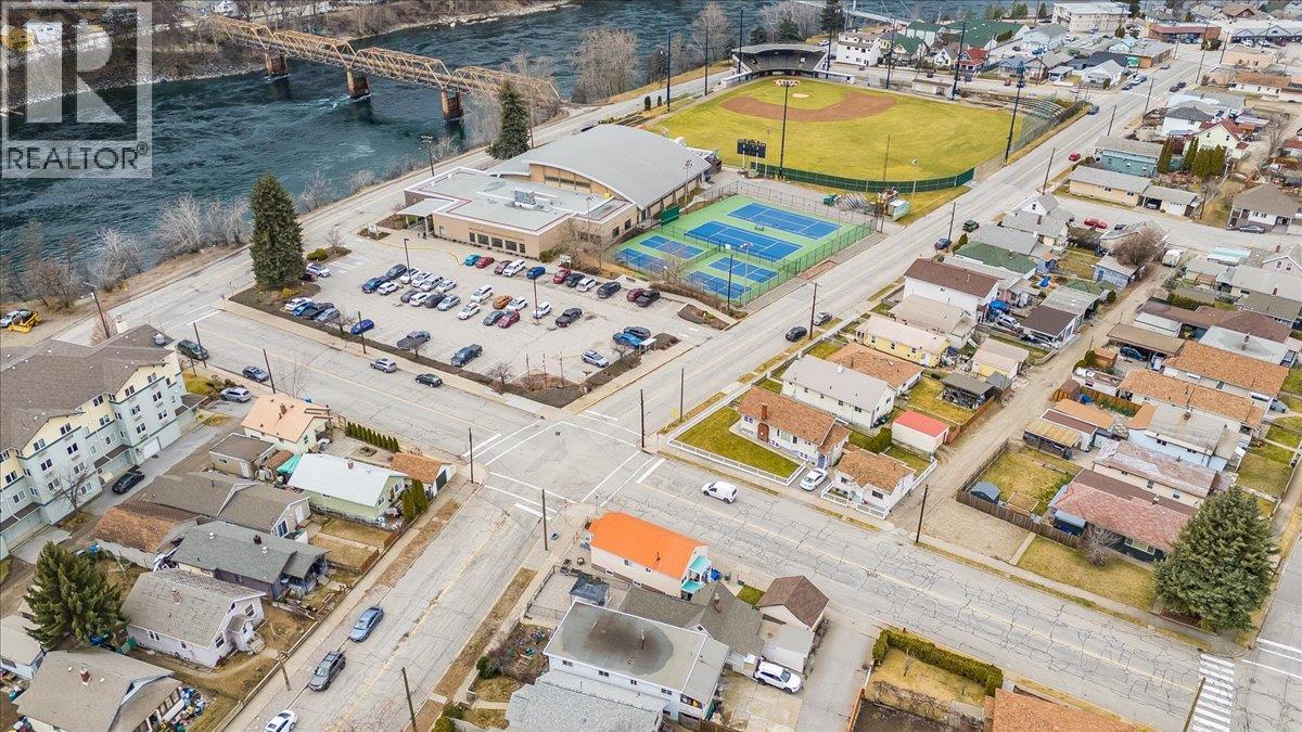 1911 Second Avenue, Trail, British Columbia  V1R 1N1 - Photo 29 - 10383096