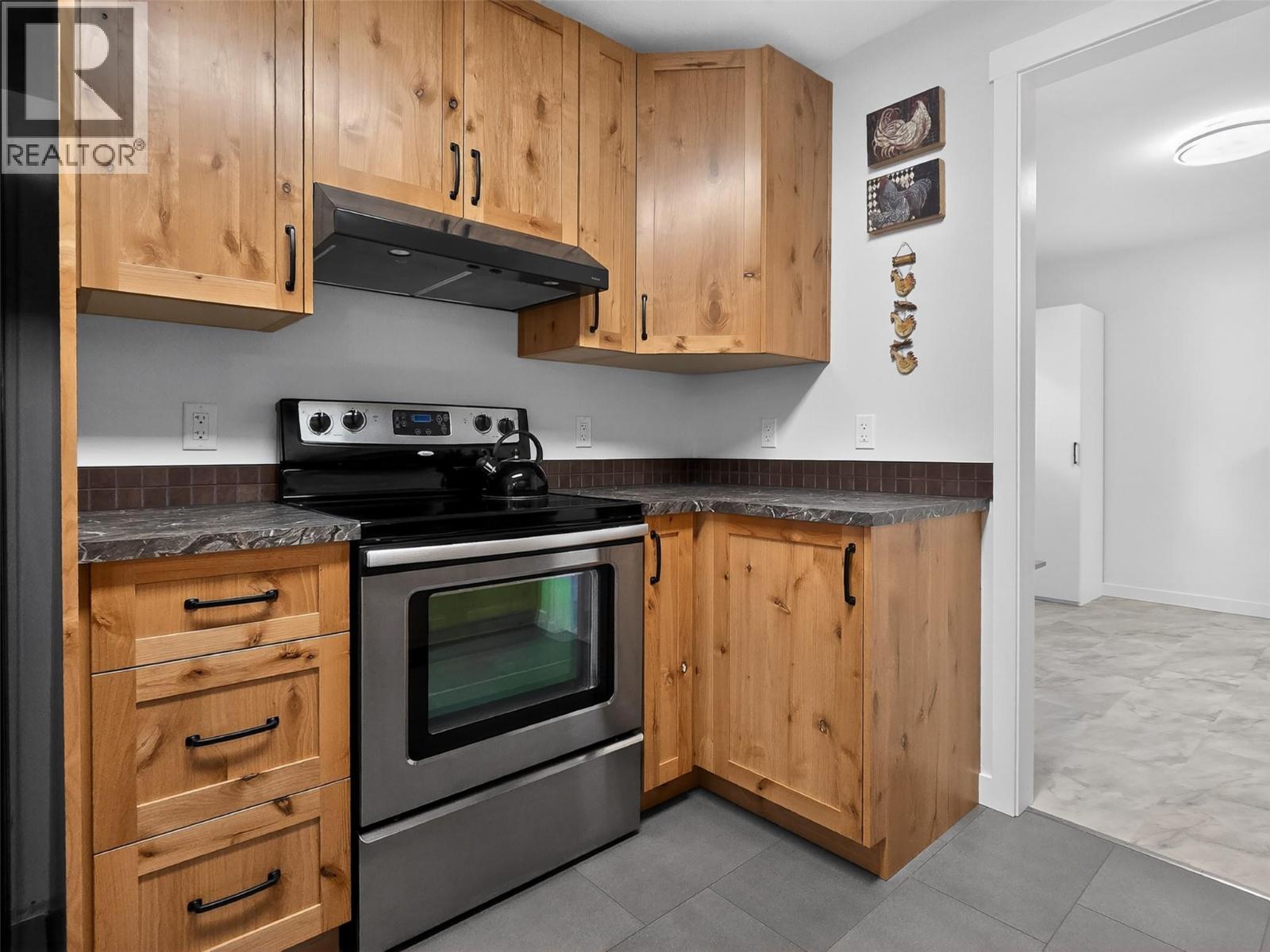 4032 Hills Frontage Road, Cache Creek, British Columbia  V0K 1H0 - Photo 10 - 10383026