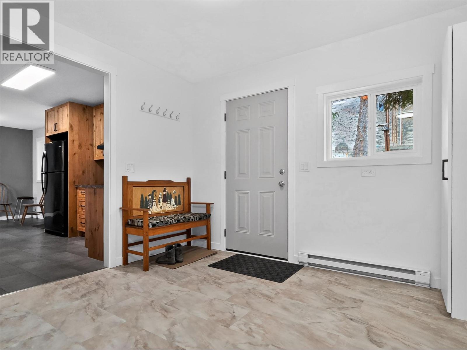 4032 Hills Frontage Road, Cache Creek, British Columbia  V0K 1H0 - Photo 15 - 10383026