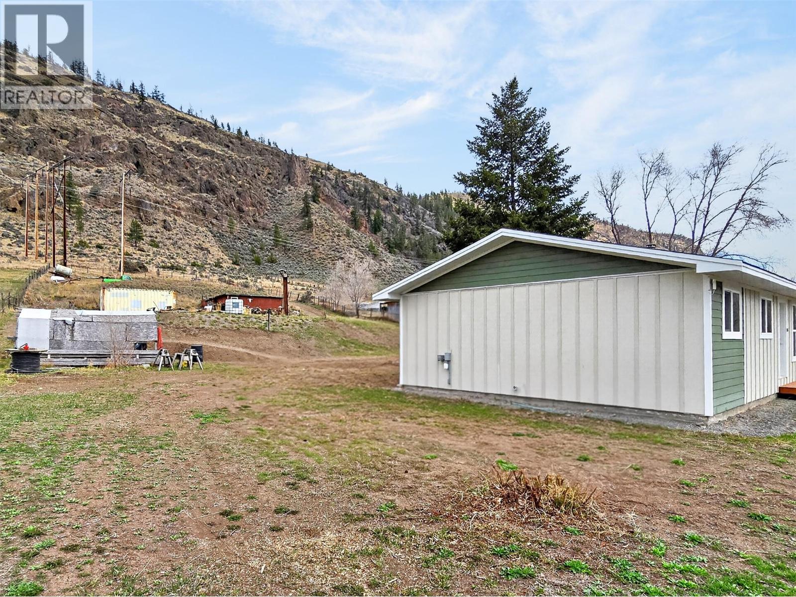 4032 Hills Frontage Road, Cache Creek, British Columbia  V0K 1H0 - Photo 32 - 10383026