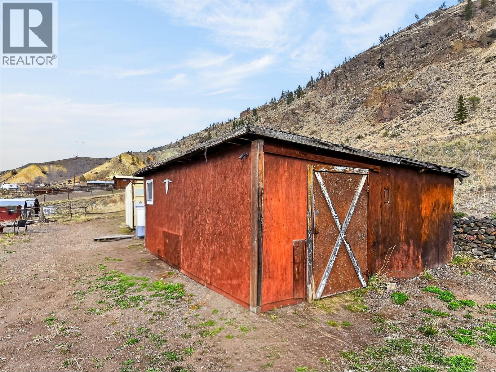 4032 Hills Frontage Road, Cache Creek, British Columbia  V0K 1H0 - Photo 38 - 10383026