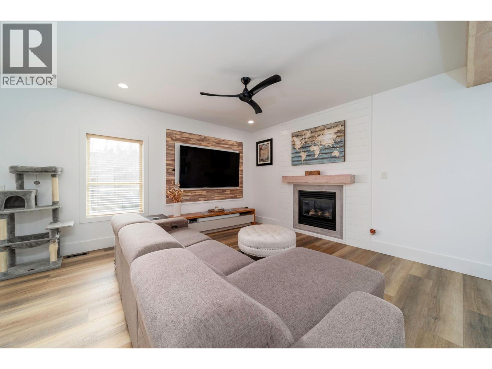 5037 Treadgold Court, Kelowna, British Columbia  V1W 5B4 - Photo 18 - 10382876