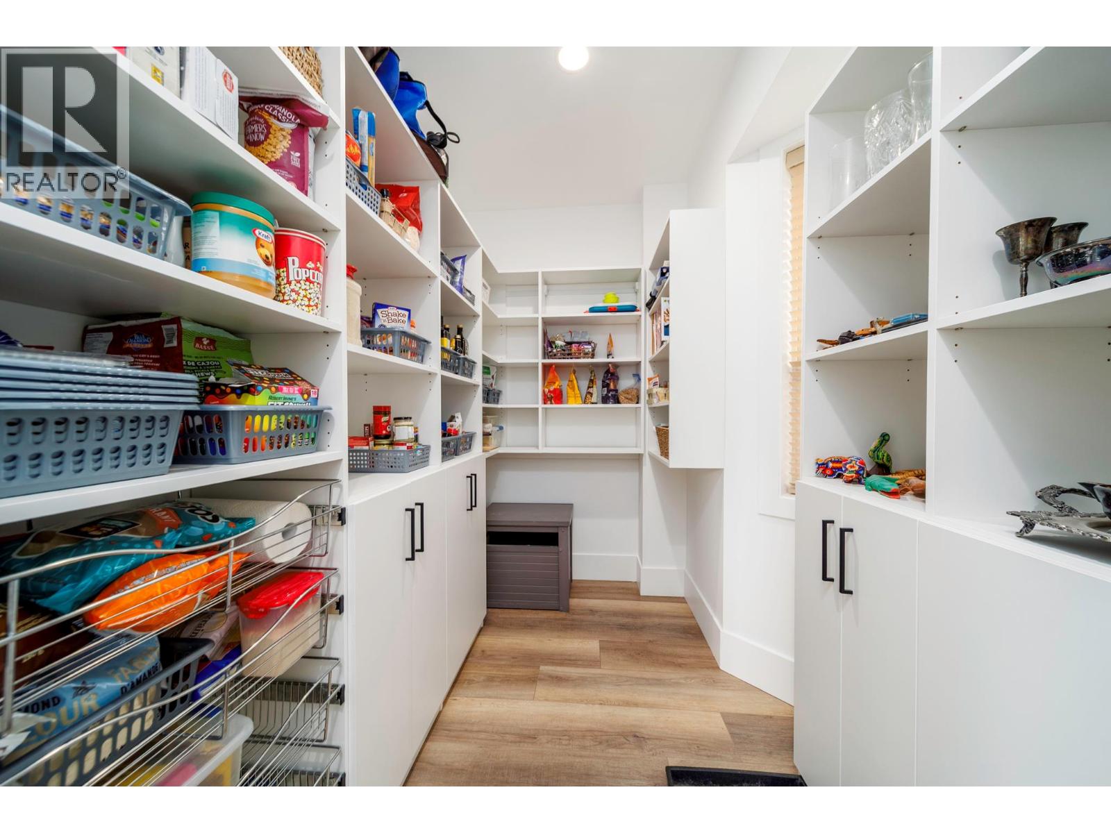 5037 Treadgold Court, Kelowna, British Columbia  V1W 5B4 - Photo 28 - 10382876