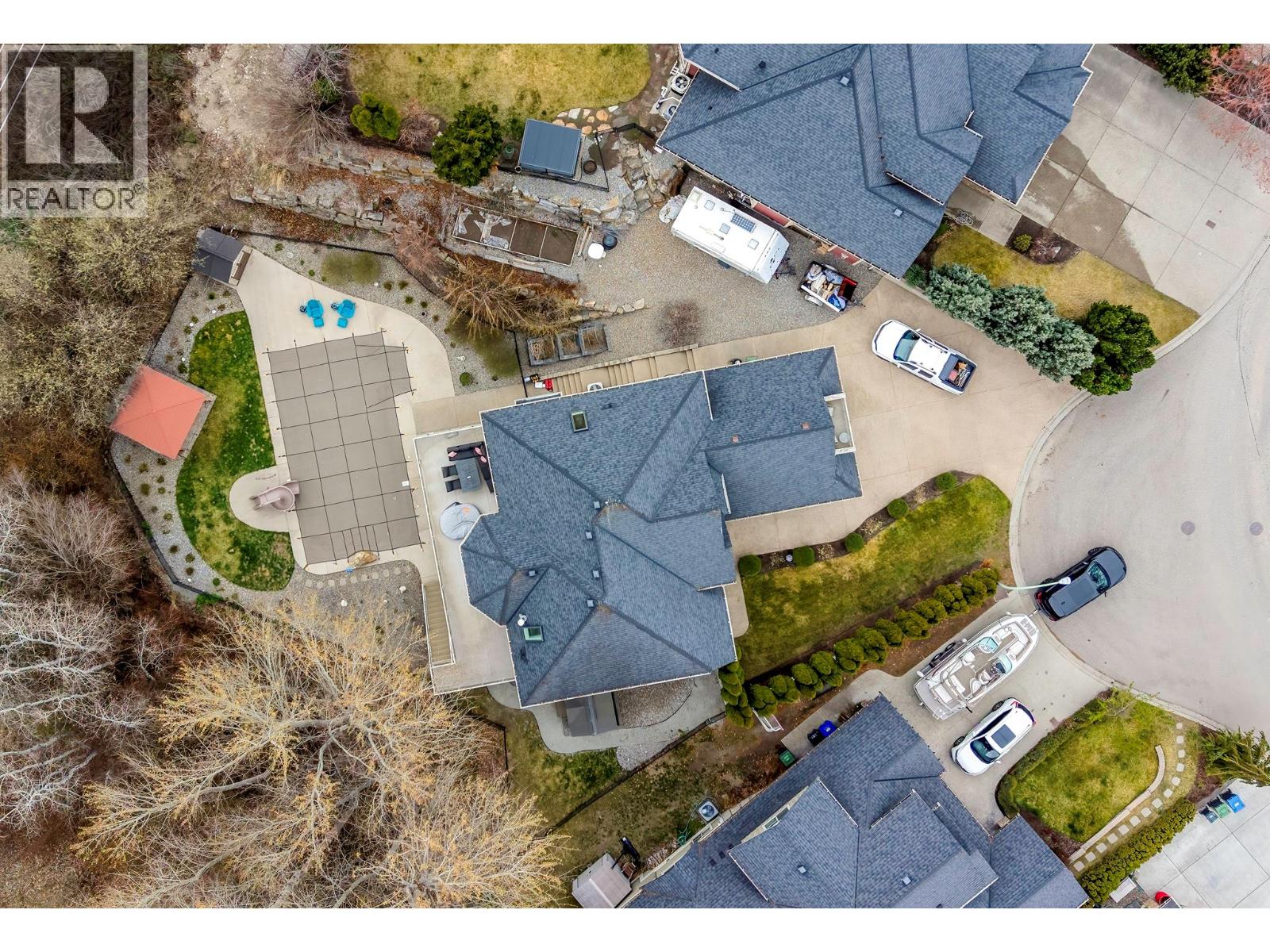 5037 Treadgold Court, Kelowna, British Columbia  V1W 5B4 - Photo 8 - 10382876