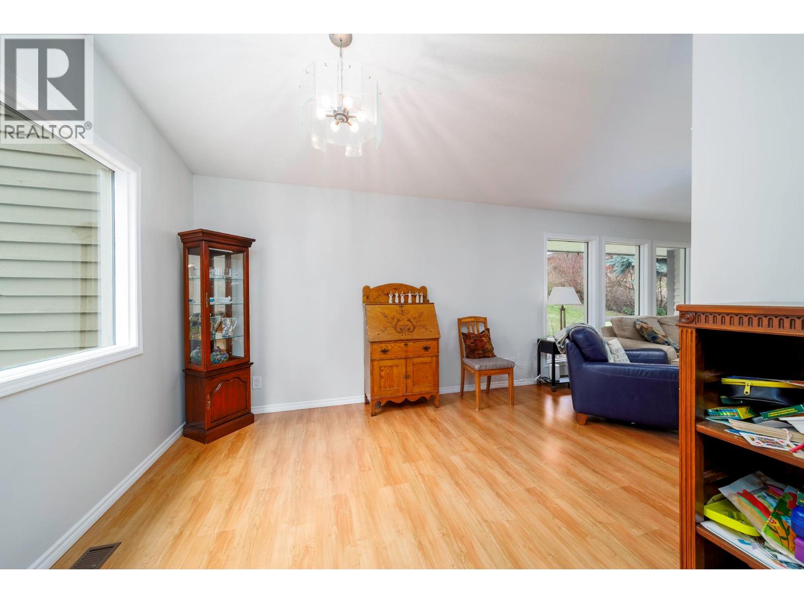 10943 Eva Road, Lake Country, British Columbia  V4V 1H4 - Photo 9 - 10382851