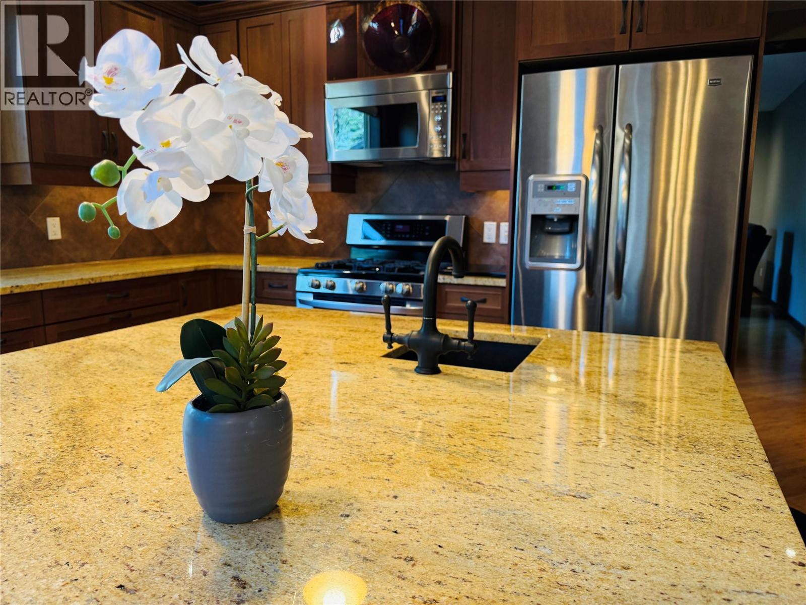 4997 Eaglebrook Court, Fairmont Hot Springs, British Columbia  V0B 1L1 - Photo 14 - 10383103