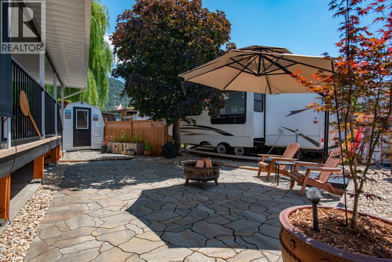 1835 Bakery Frontage Road Unit# 108, Christina Lake, British Columbia  V0H 1E0 - Photo 4 - 10383087