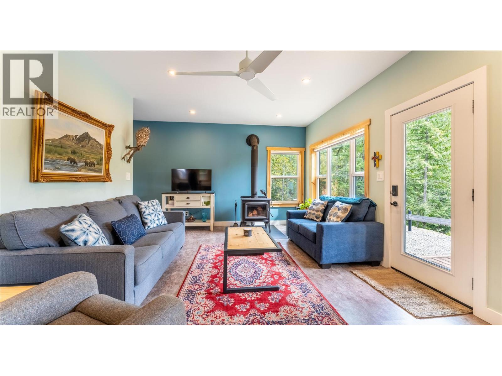 16328 Wadds Road, Crawford Bay, British Columbia  V0B 1E0 - Photo 17 - 10383069