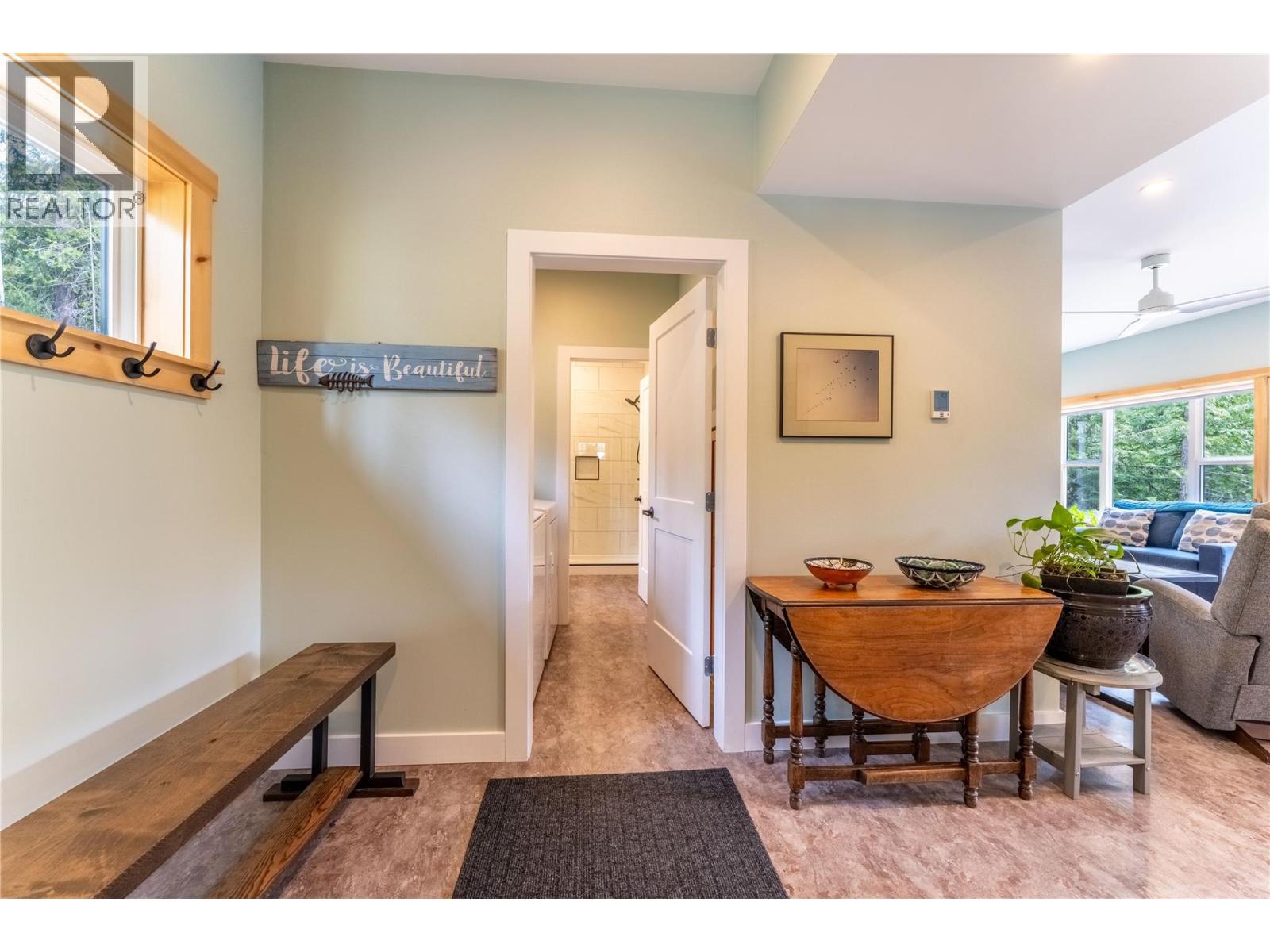 16328 Wadds Road, Crawford Bay, British Columbia  V0B 1E0 - Photo 18 - 10383069