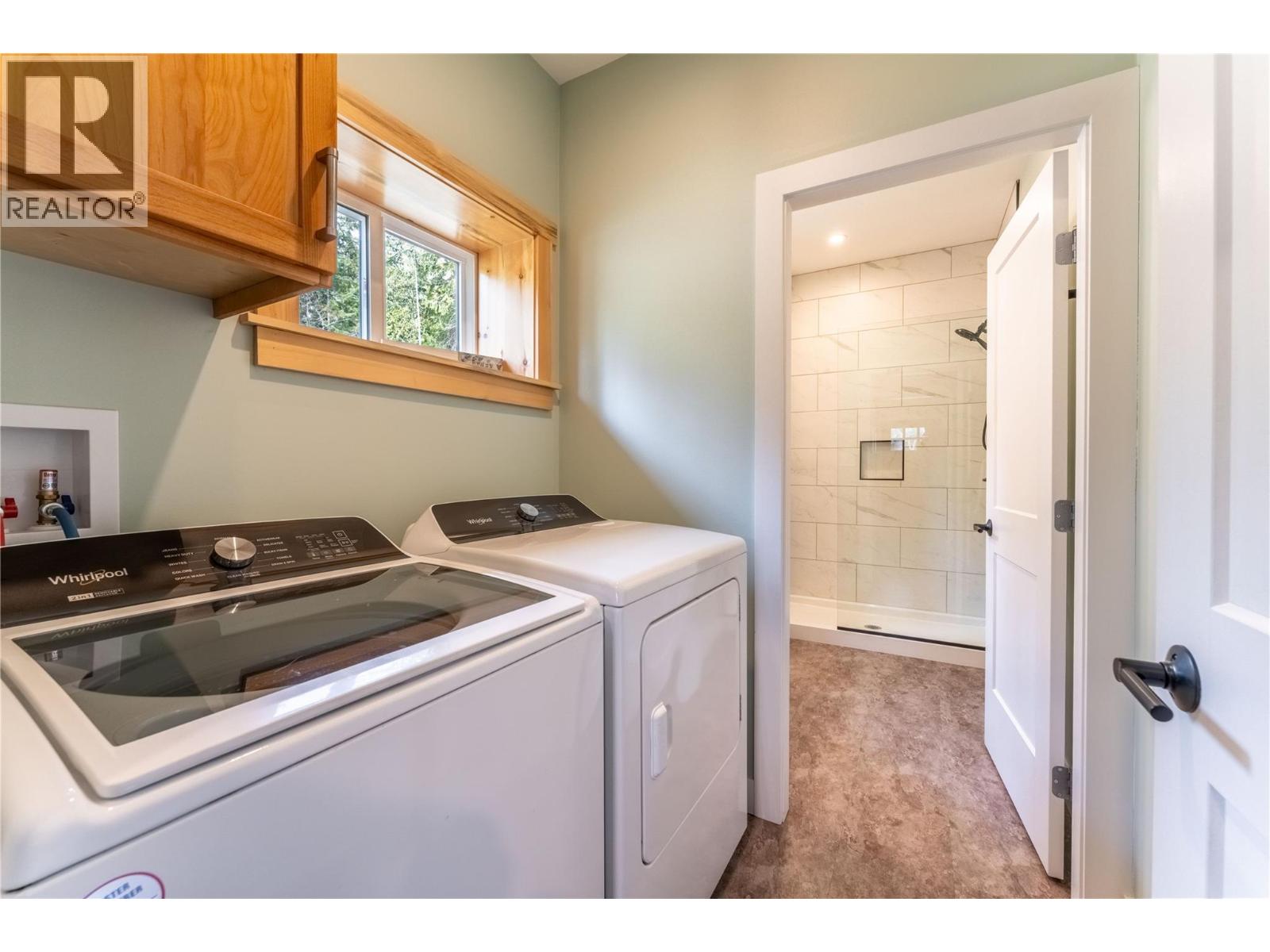 16328 Wadds Road, Crawford Bay, British Columbia  V0B 1E0 - Photo 24 - 10383069