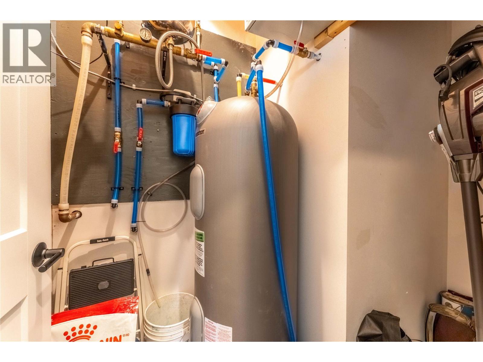 16328 Wadds Road, Crawford Bay, British Columbia  V0B 1E0 - Photo 41 - 10383069