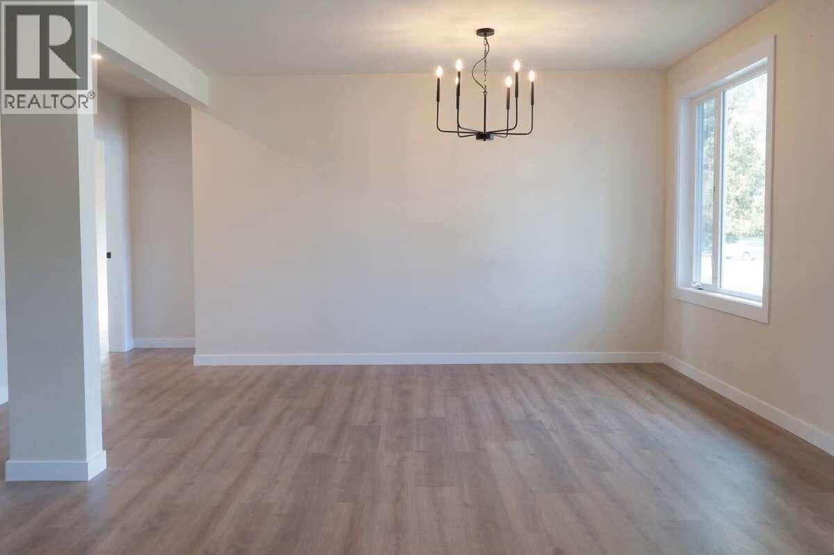 7551 7th Street, Grand Forks, British Columbia  V0H 1H0 - Photo 12 - 10383156