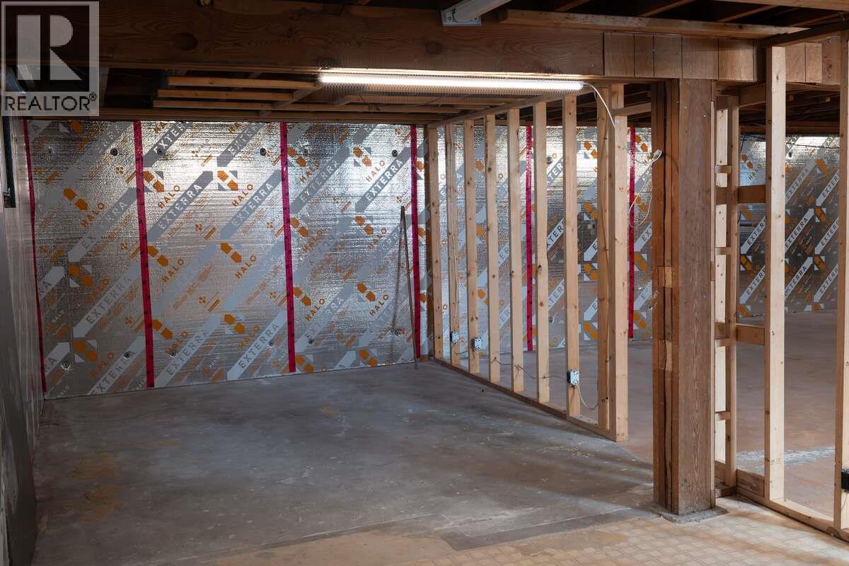 7551 7th Street, Grand Forks, British Columbia  V0H 1H0 - Photo 26 - 10383156