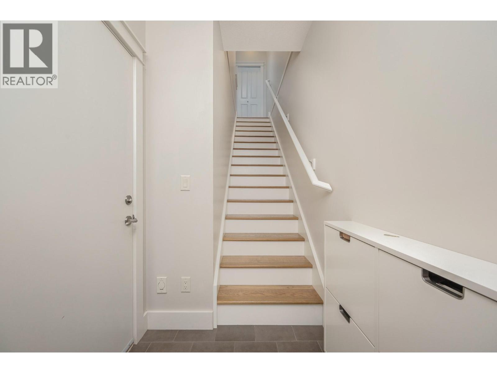 333 Longspoon Drive Unit# 26, Vernon, British Columbia  V1H 2L1 - Photo 6 - 10382225