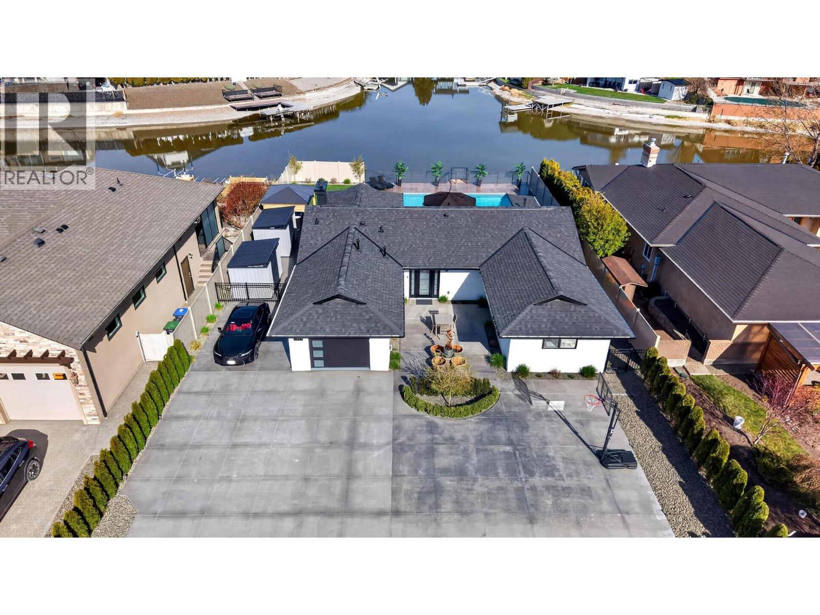 1674 Pritchard Drive, West Kelowna, British Columbia  V4T 1X5 - Photo 1 - 10383084