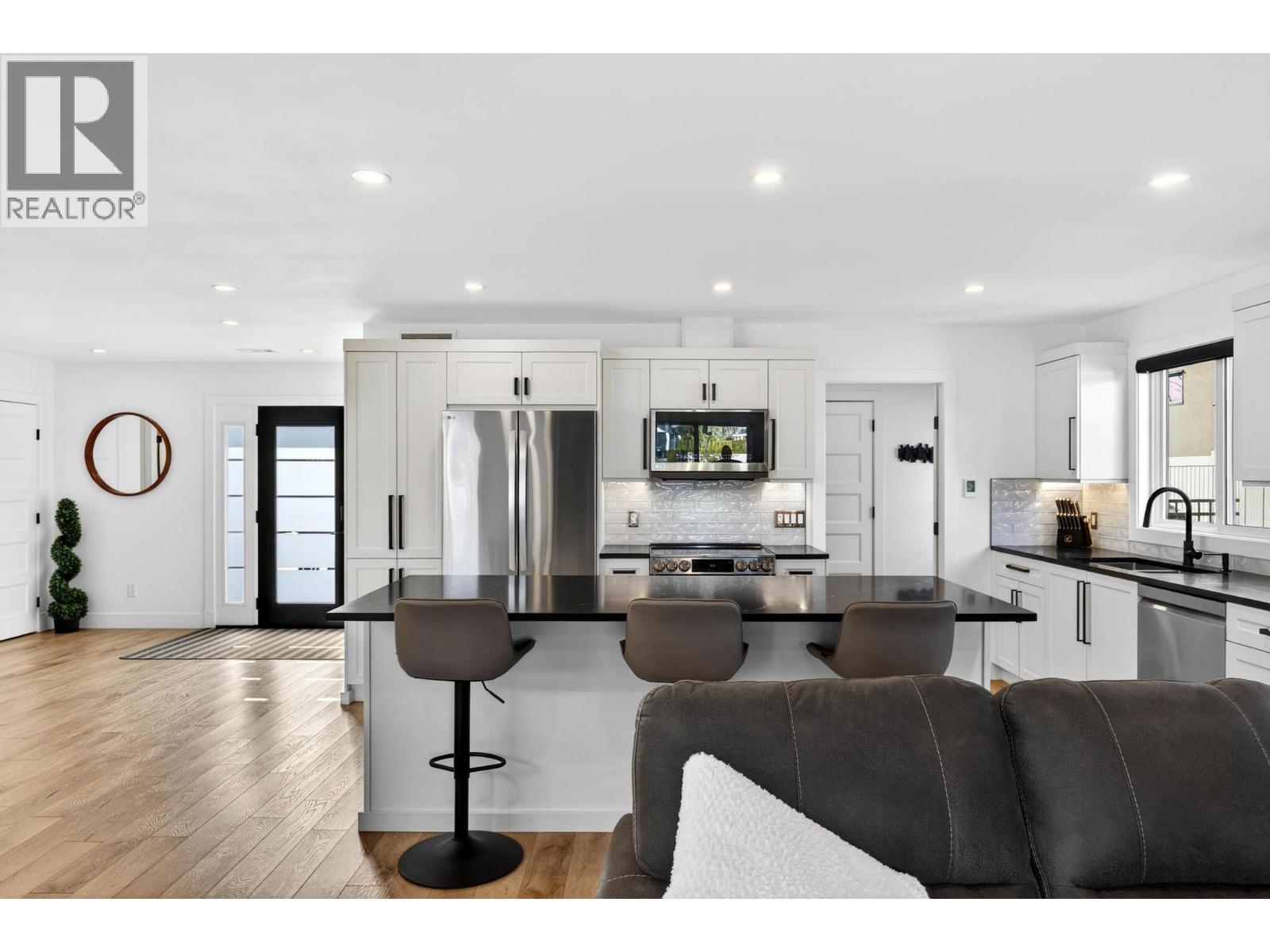 1674 Pritchard Drive, West Kelowna, British Columbia  V4T 1X5 - Photo 10 - 10383084