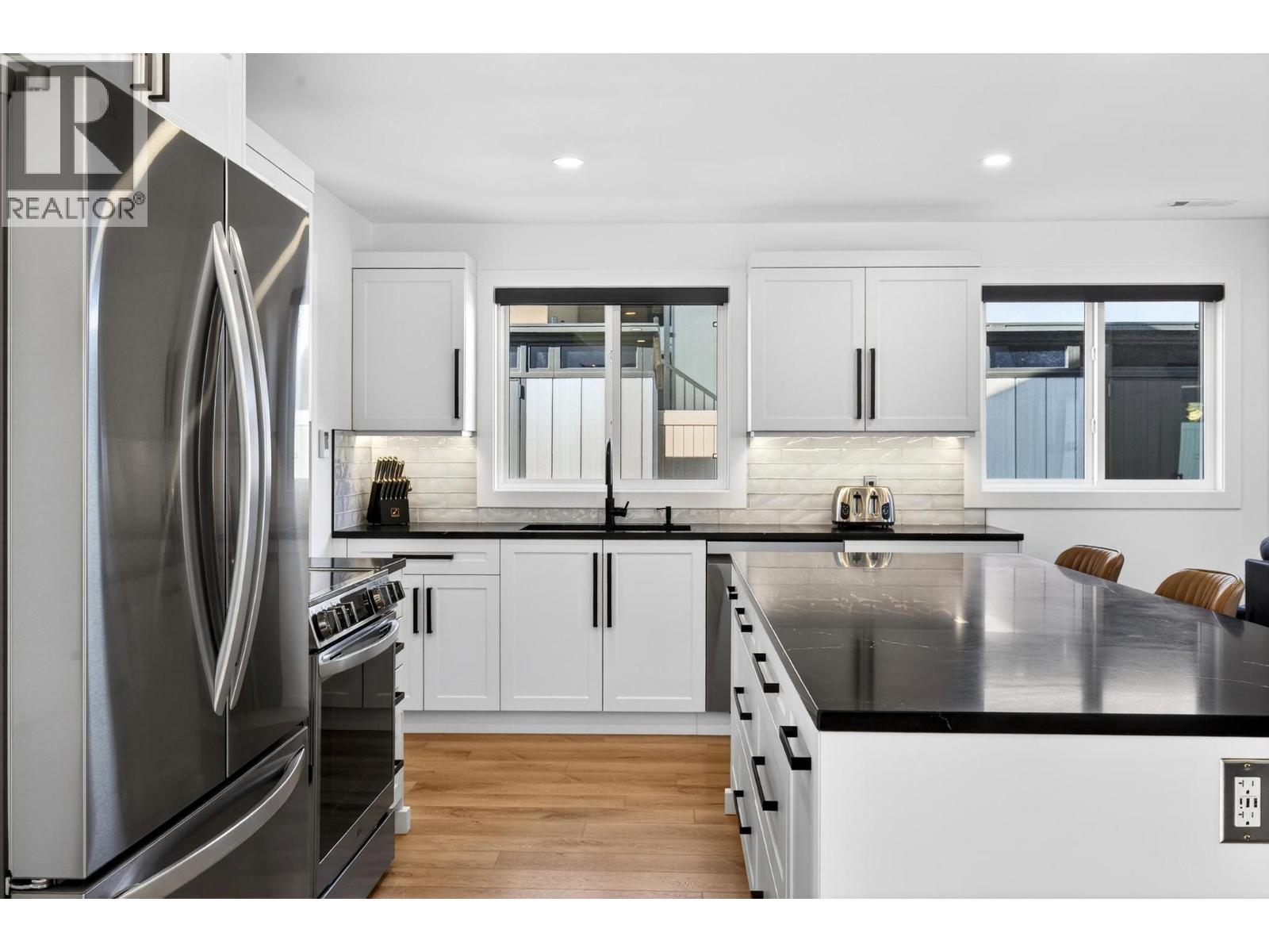 1674 Pritchard Drive, West Kelowna, British Columbia  V4T 1X5 - Photo 11 - 10383084