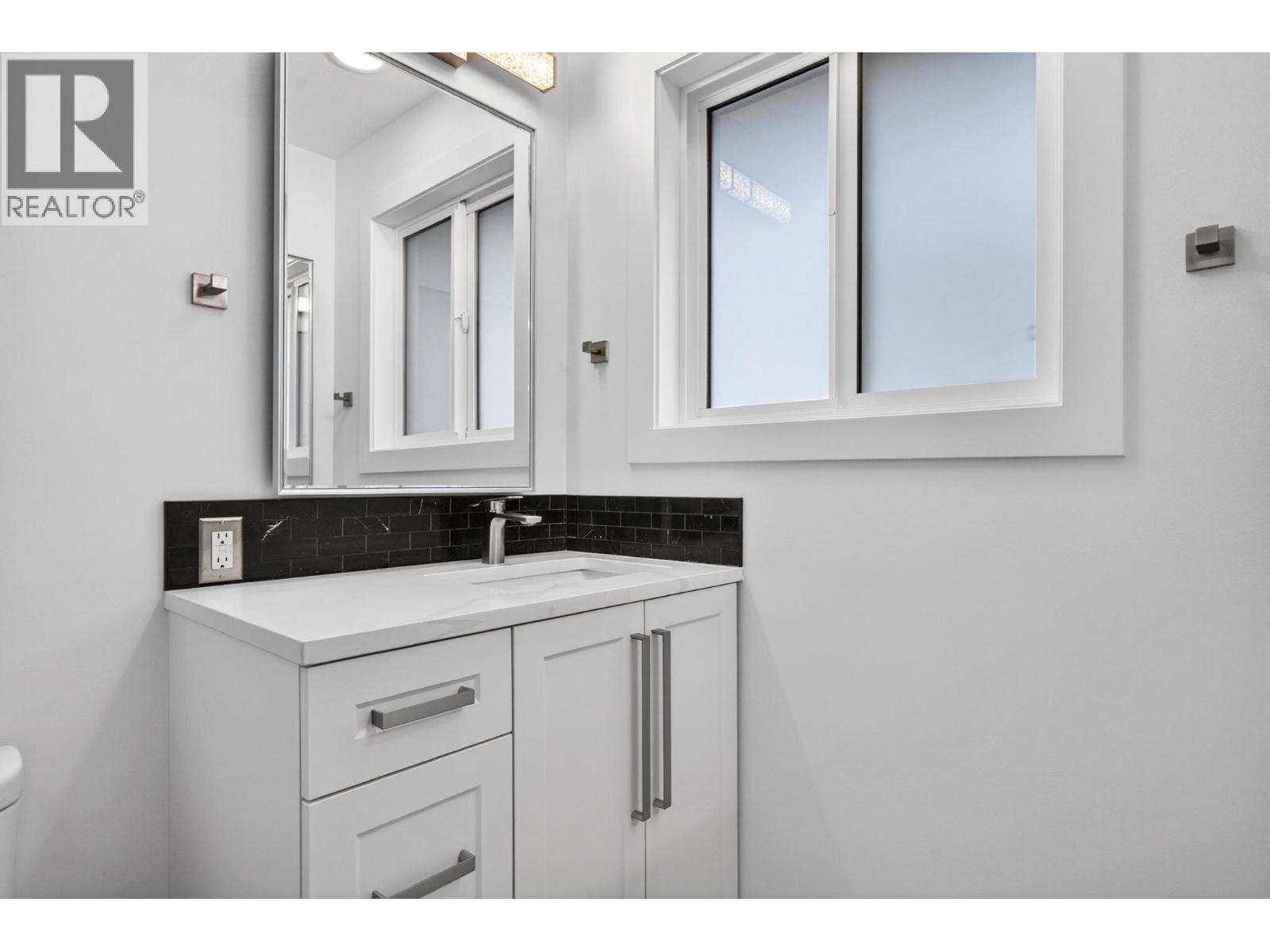 1674 Pritchard Drive, West Kelowna, British Columbia  V4T 1X5 - Photo 25 - 10383084